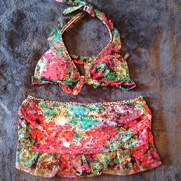 Kenneth Cole Reaction Multicolor Floral Bikini (Top-M, Bottom-L) - Picture 1 of 5